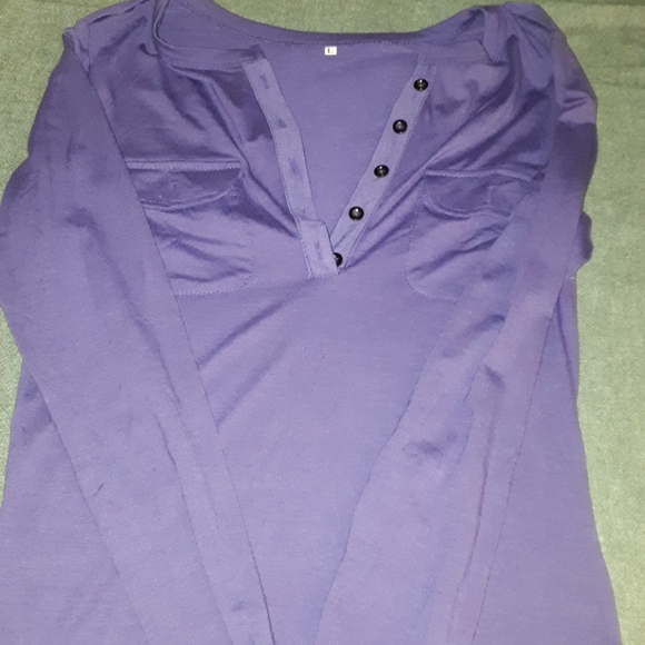 Gorgeous Purple Long Sleeve Tee, Unused. - Picture 3 of 4
